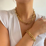 Oval Link T-Bar Chain Necklace Gold - VIRAGE London